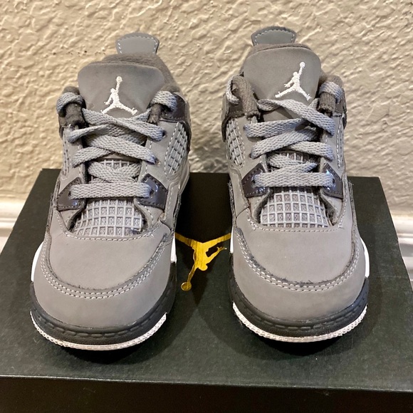 used AIR JORDAN 4 RETO size 6c cool grey IV - Picture 3 of 8